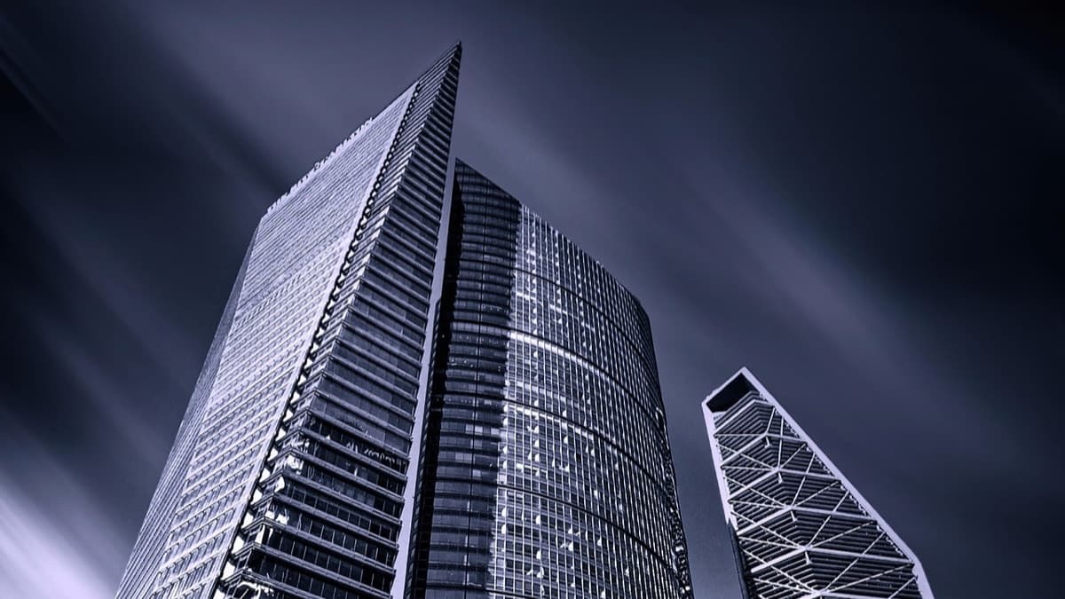 Beyond "Spray and Pray" — How Agentic SDRs Secured 100% Registration for an Exclusive Salesforce Tower Event